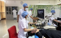 超声科介入团队受邀到扶绥县人民医院开展超声介入技术指导工作